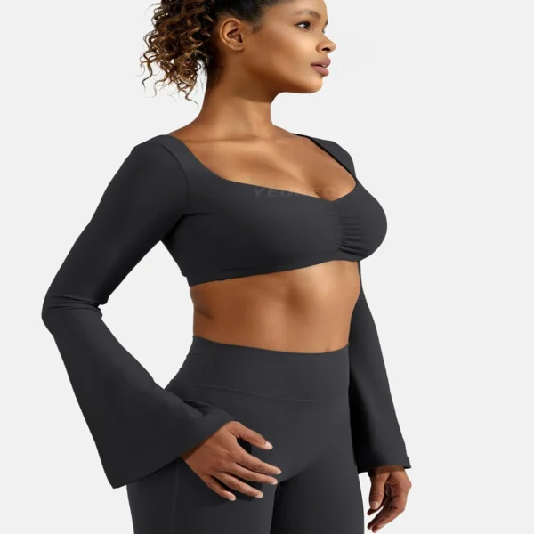 YEOREO Kyla Women's Sports Apparel - Padded Long Sleeve Yoga Shirt.